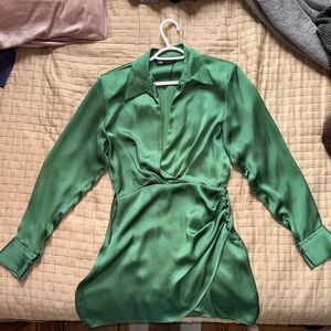 Emerald green semi-formal dress from Zara in size Small